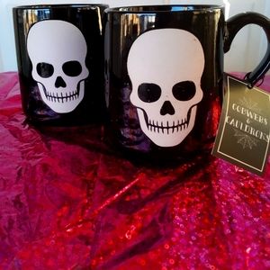 COBWEBS & CAULDRONS NEW 2 SKULL MUGS Christmas gift 🎁 goth coffee tea kitchen